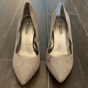 Taupe Pumps